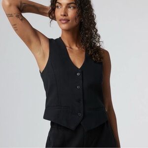 Vuori Coastline Vest